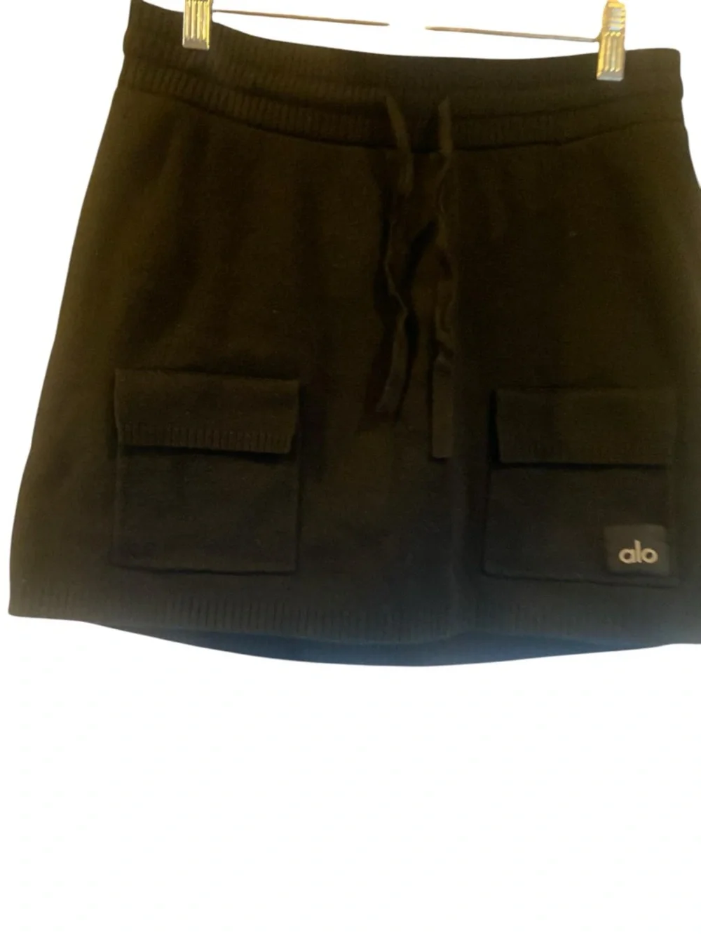 NWOT Alo Yoga cargo skirt BLACK Size L